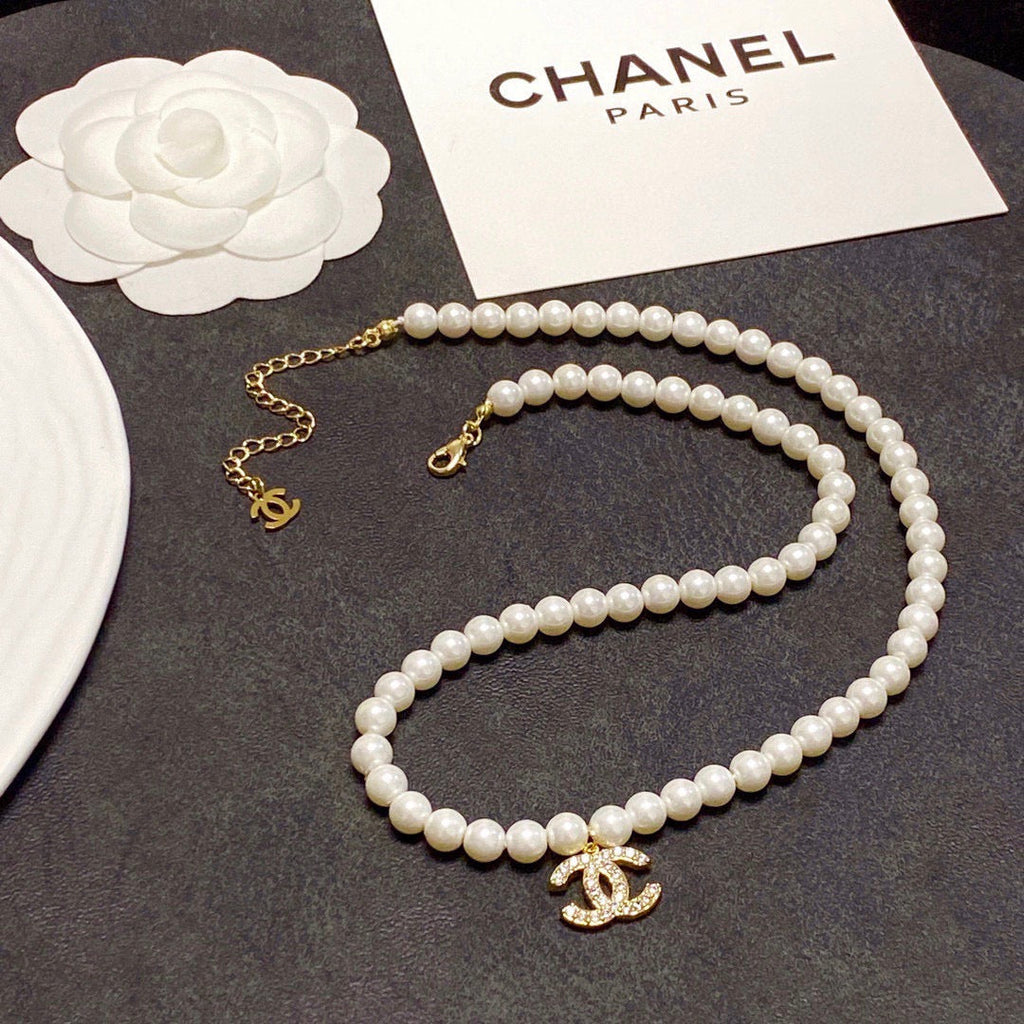New Fashion Women's CC Pearl Necklace ZS1326101012