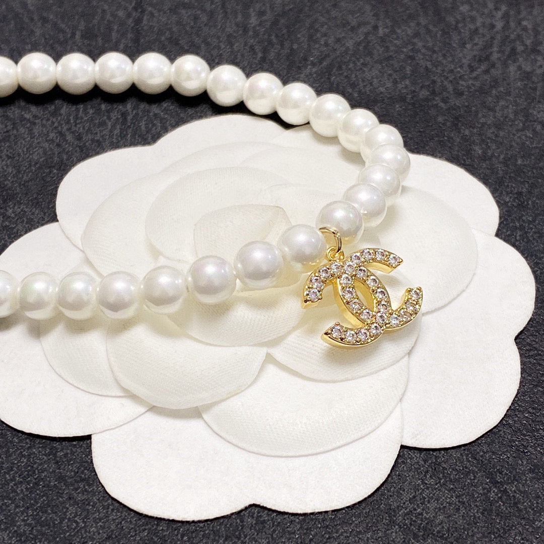 New Fashion Women's CC Pearl Necklace ZS1326101012