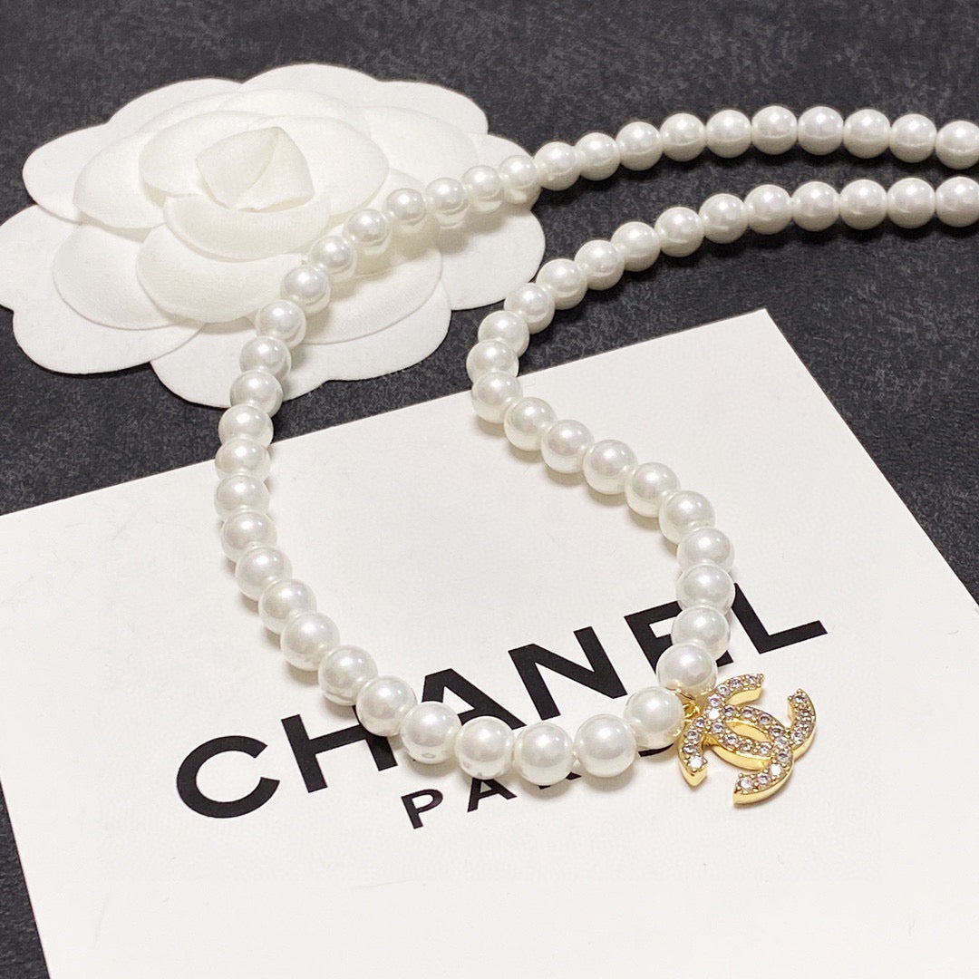 New Fashion Women's CC Pearl Necklace ZS1326101012
