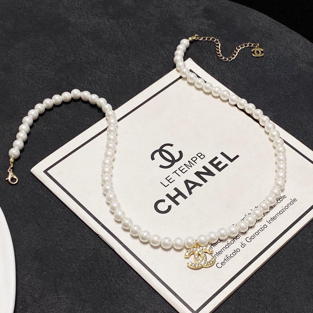 New Fashion Women's CC Pearl Necklace ZS1326101012