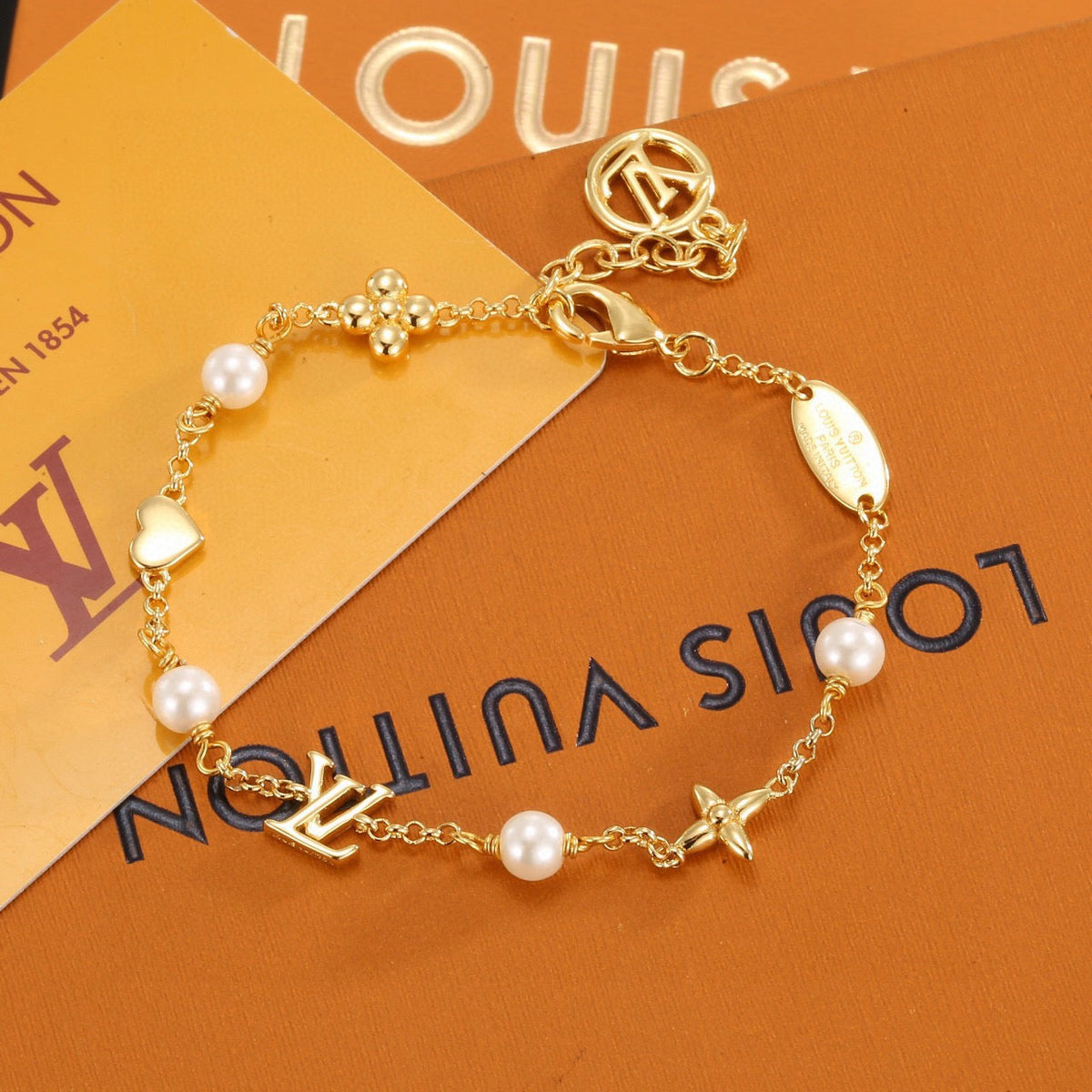 New Fashion Women's Letter Heart Pearl Bracelet ZS1326101015