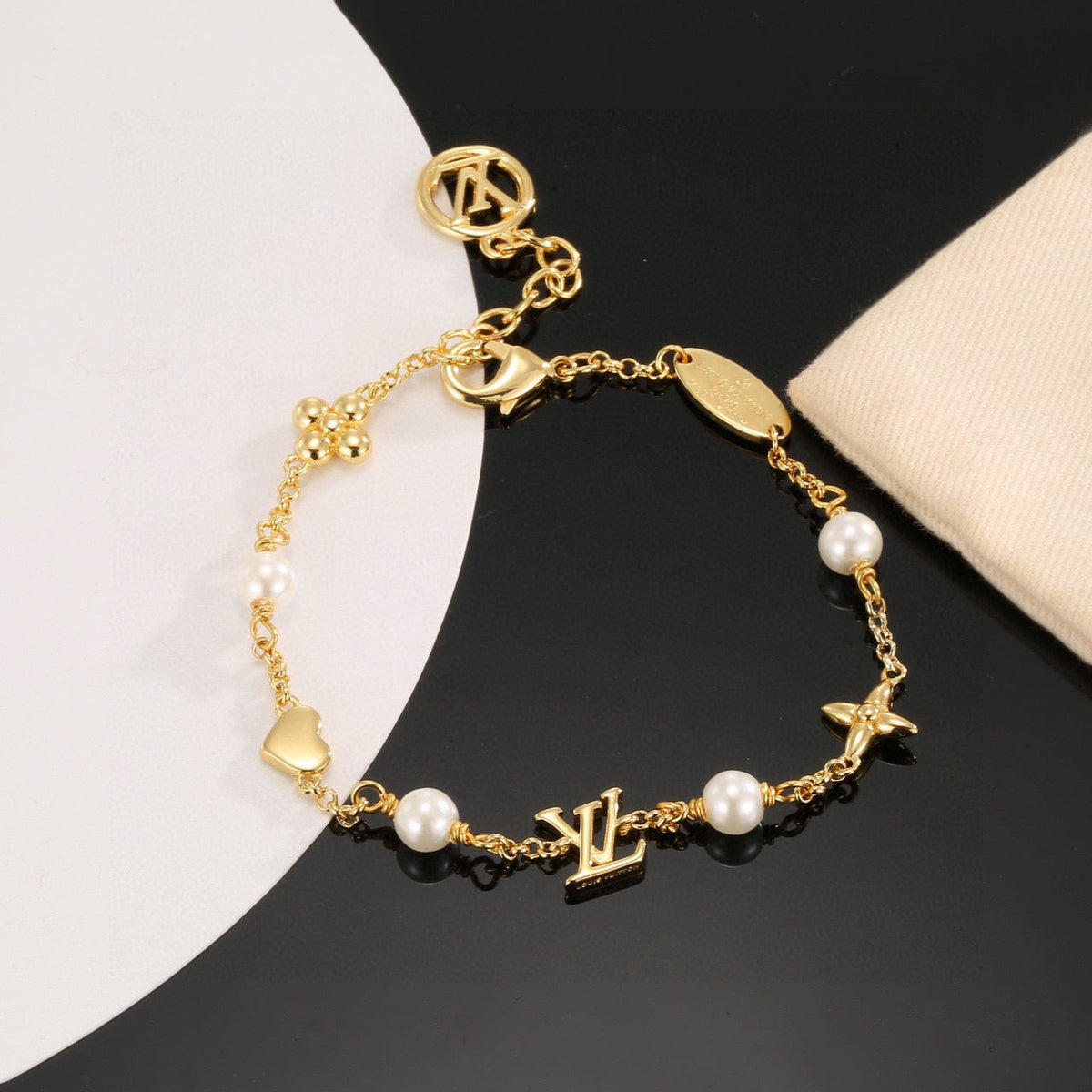 New Fashion Women's Letter Heart Pearl Bracelet ZS1326101015