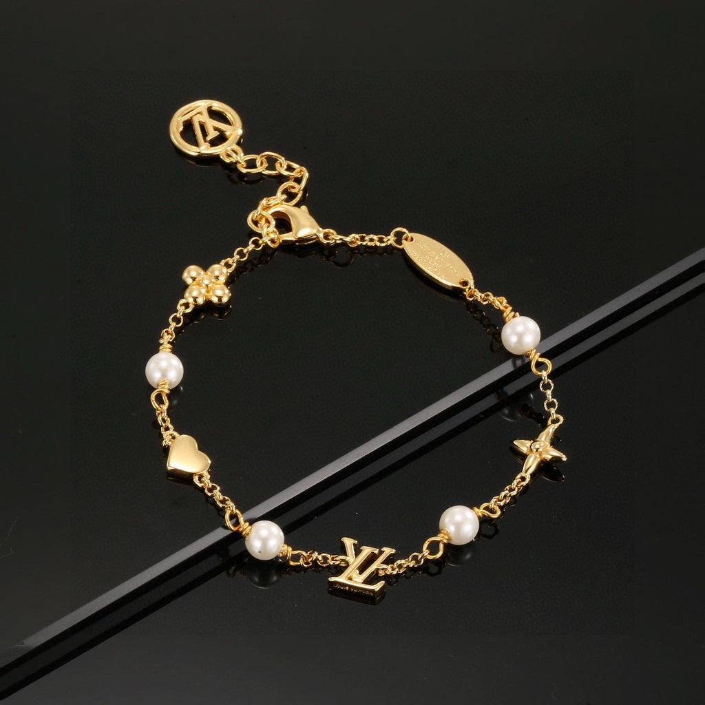 New Fashion Women's Letter Heart Pearl Bracelet ZS1326101015