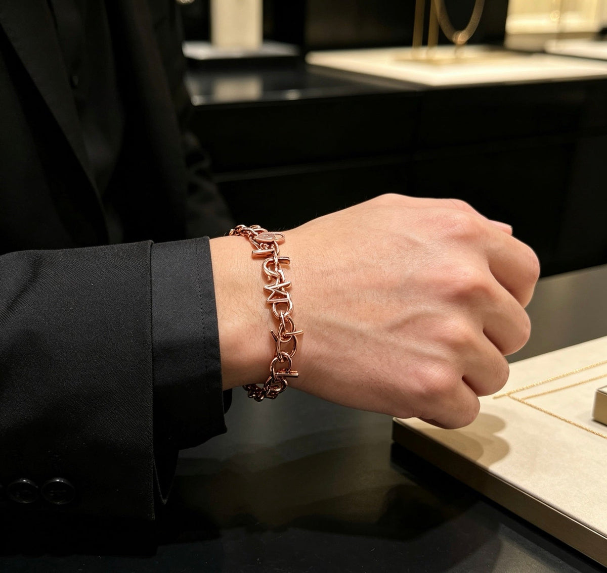 New Fashion Women's Letter Linked Rose Gold Bracelet ZS1326101019