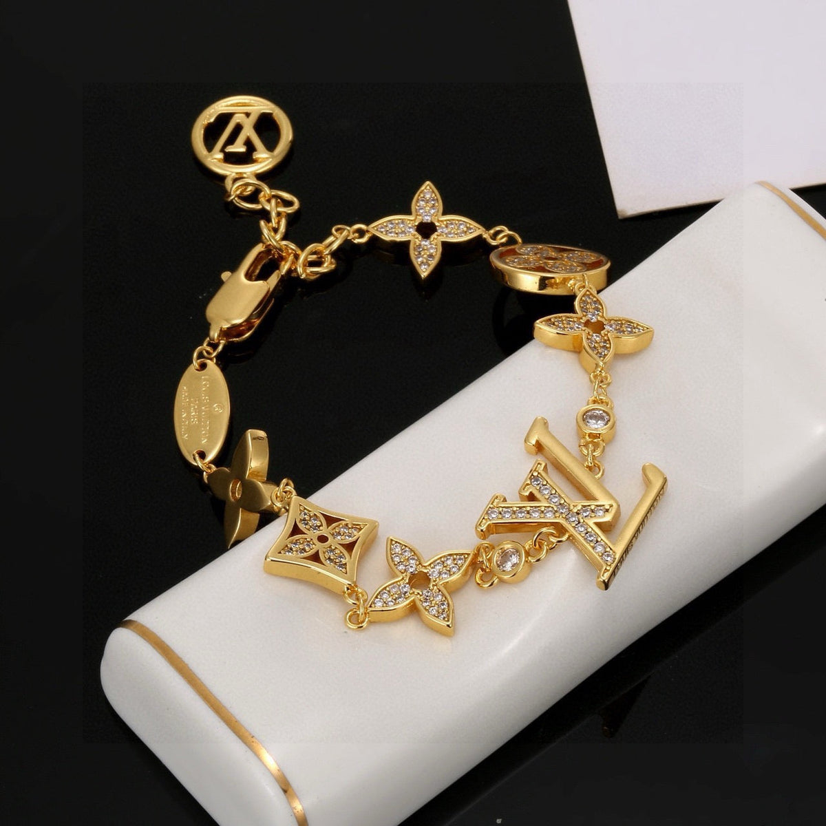 New Fashion Women's Multi-element Rhinestone Four-Leaf Flower Bracelet ZS1326101021