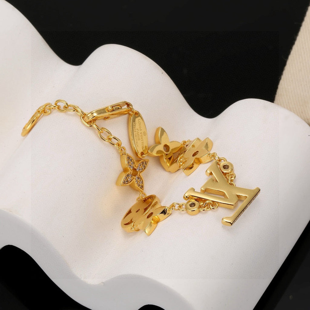 New Fashion Women's Multi-element Rhinestone Four-Leaf Flower Bracelet ZS1326101021