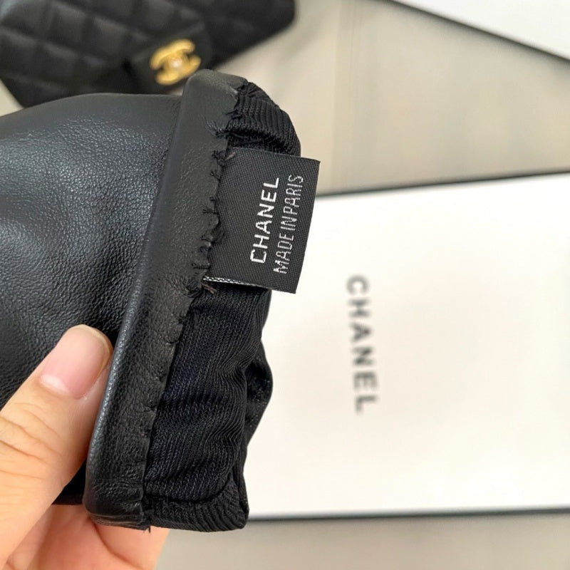 New Fashion Women's CC Fingertip PU Leather Gloves XC1326101022
