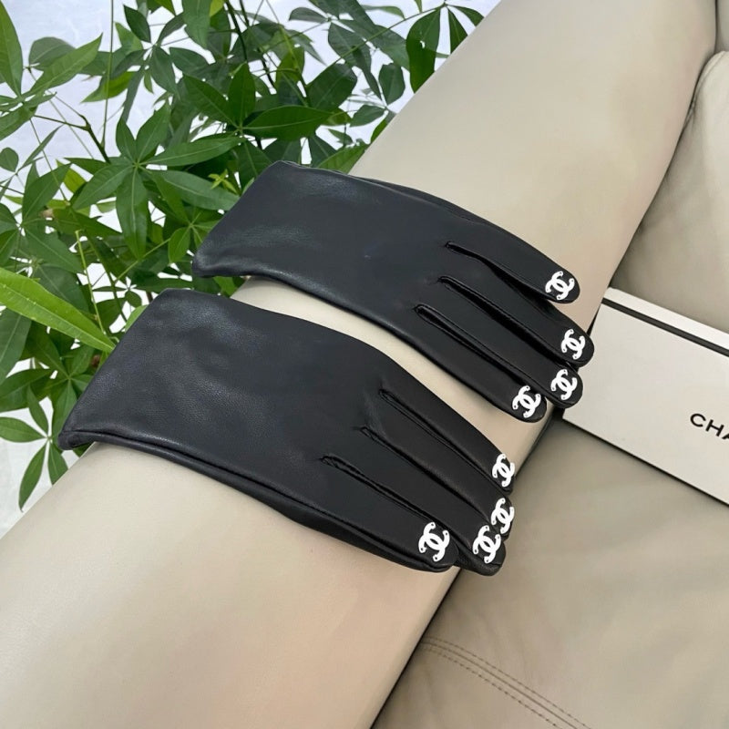 New Fashion Women's CC Fingertip PU Leather Gloves XC1326101022