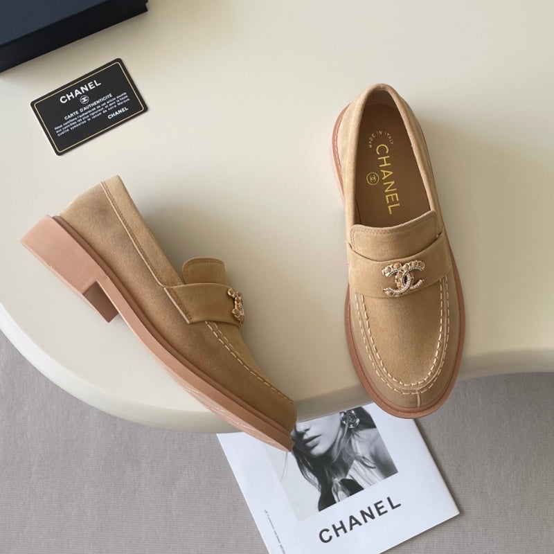 New Fashion Women's CC Logo Buckle Loafers PF1326101215