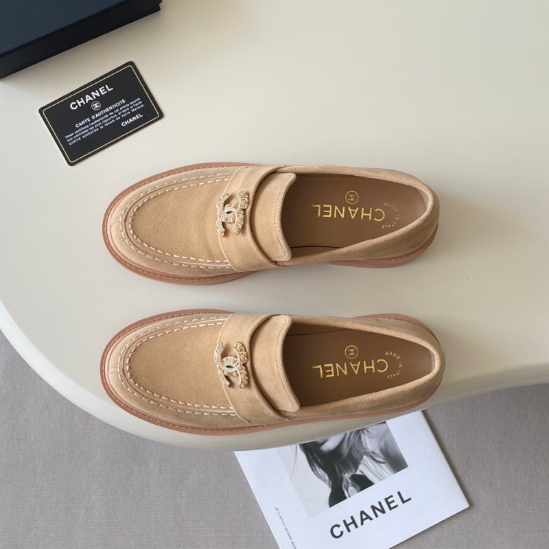 New Fashion Women's CC Logo Buckle Loafers PF1326101215