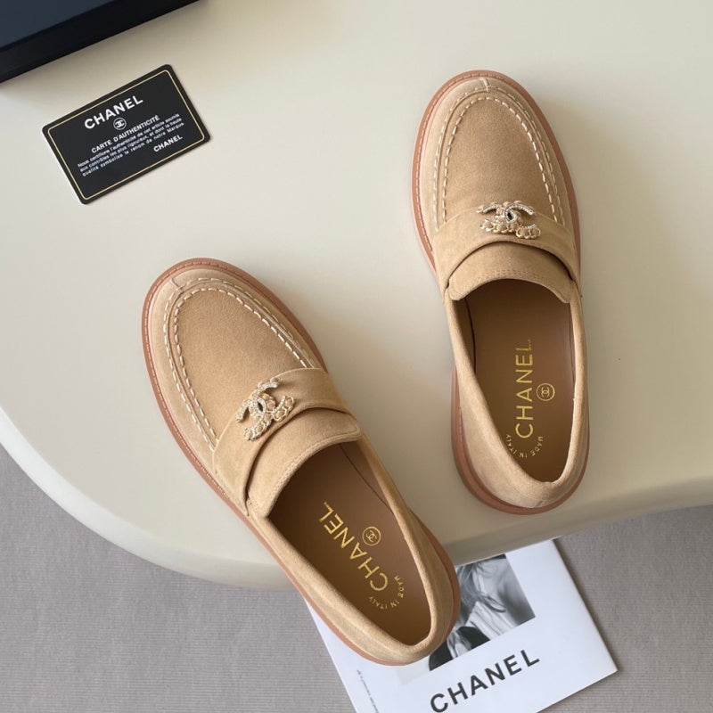 New Fashion Women's CC Logo Buckle Loafers PF1326101215
