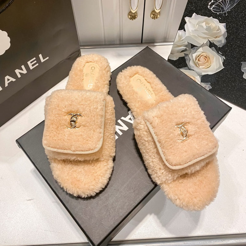 New Fashion Women's CC Plush Slippers PF1326101216