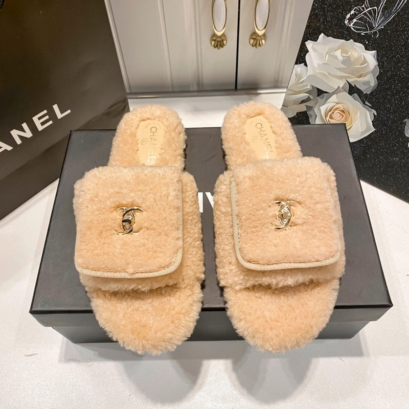 New Fashion Women's CC Plush Slippers PF1326101216