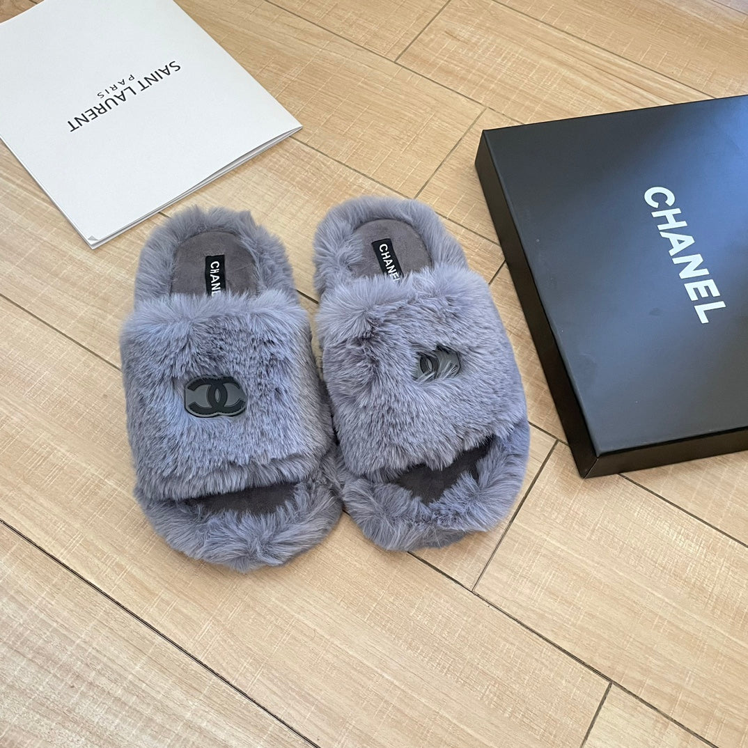 New Fashion Women's CC Plush Slippers PF1326101217