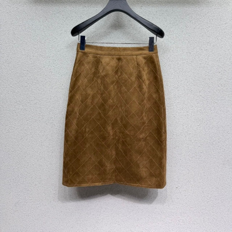 New Fashion Women's Diamond Quilted Suede Midi Skirt DM1326101502