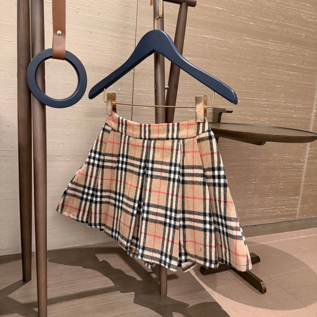 New Fashion Women's Plaid Jacket & Skirt Set DM1326101506