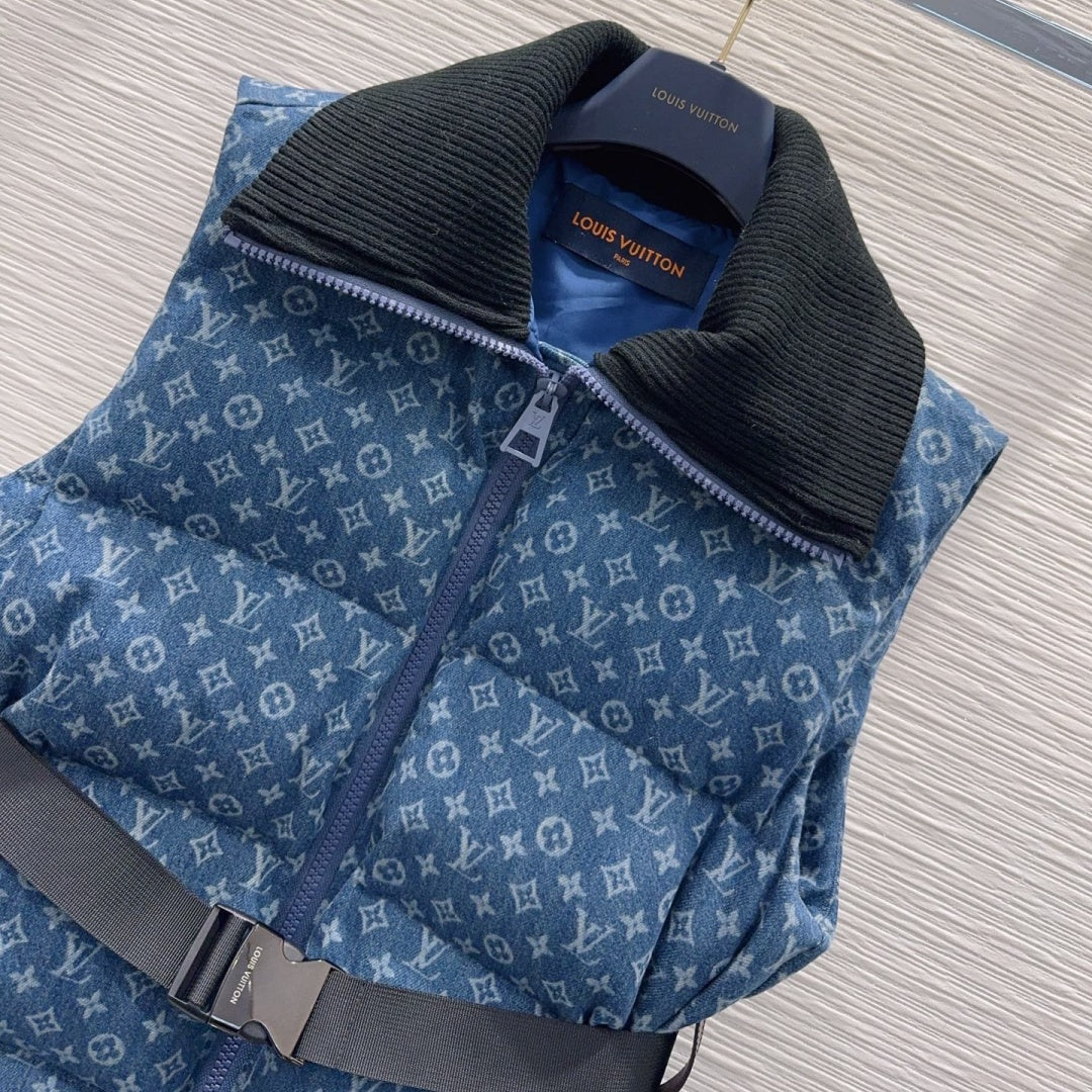 New Fashion Women's All Over Print Denim Puffer Vest DM1326101514