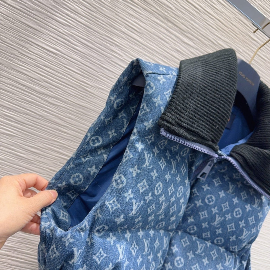 New Fashion Women's All Over Print Denim Puffer Vest DM1326101514