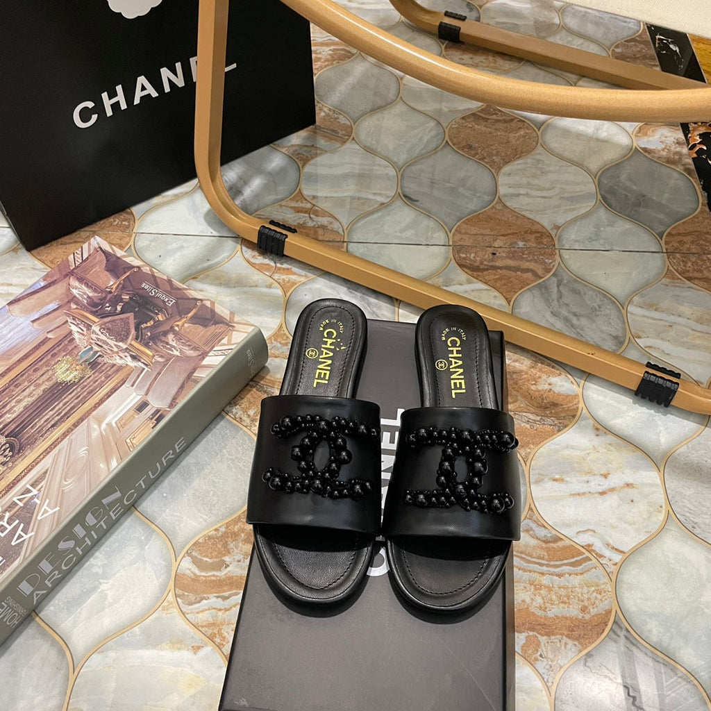 New Fashion Women's Pearl CC Slide Sandals PF1326101601