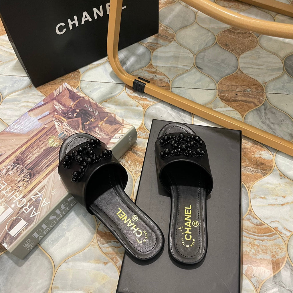 New Fashion Women's Pearl CC Slide Sandals PF1326101601