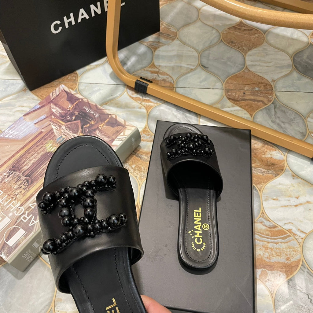 New Fashion Women's Pearl CC Slide Sandals PF1326101601