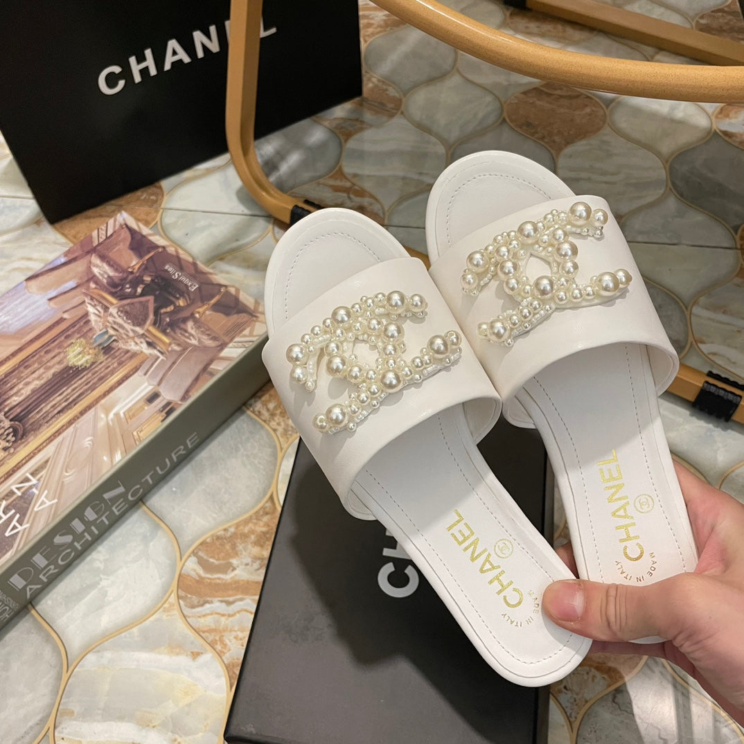 New Fashion Women's Pearl CC Slide Sandals PF1326101601