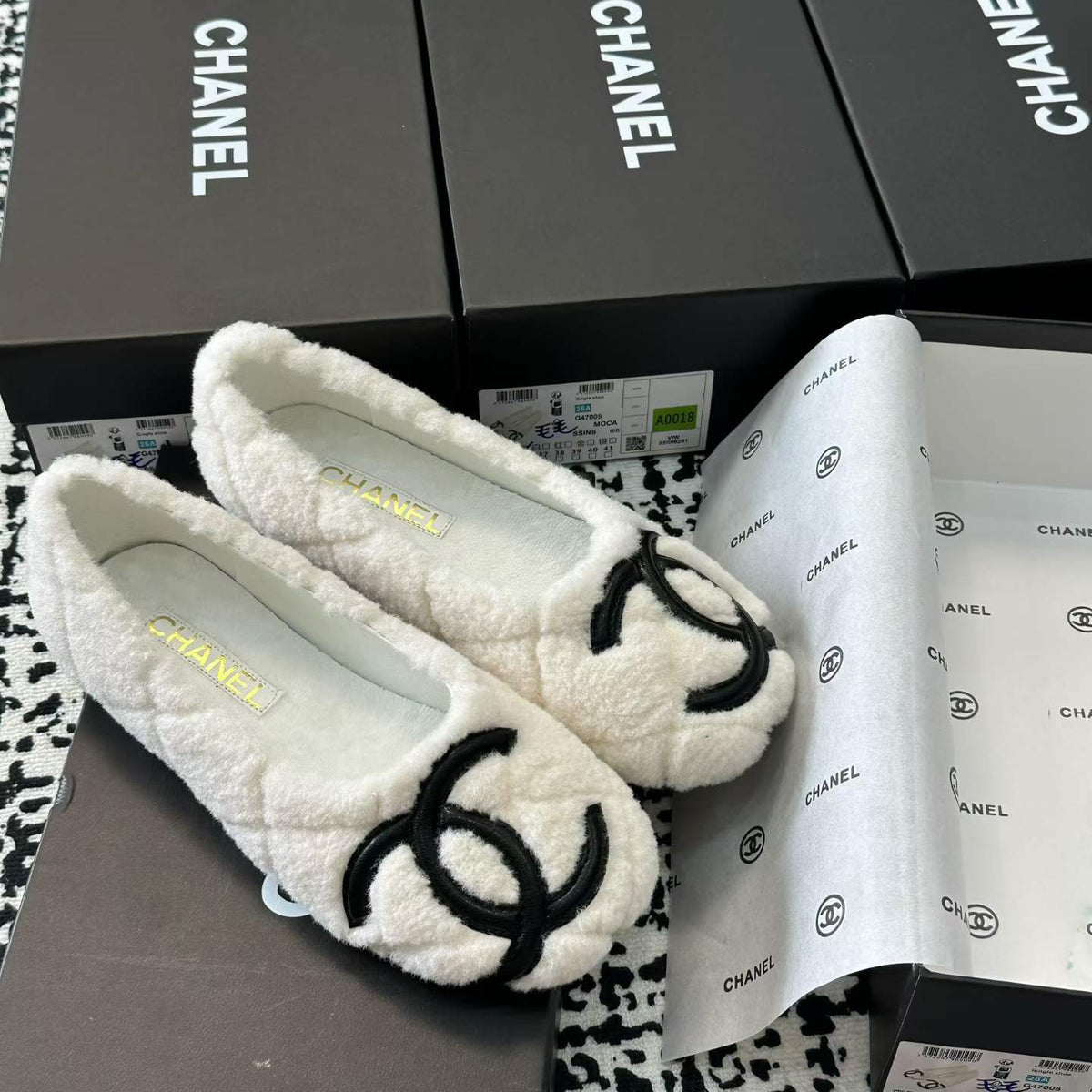 New Fashion Women's CC Furry Flat Shoes PF1326101603
