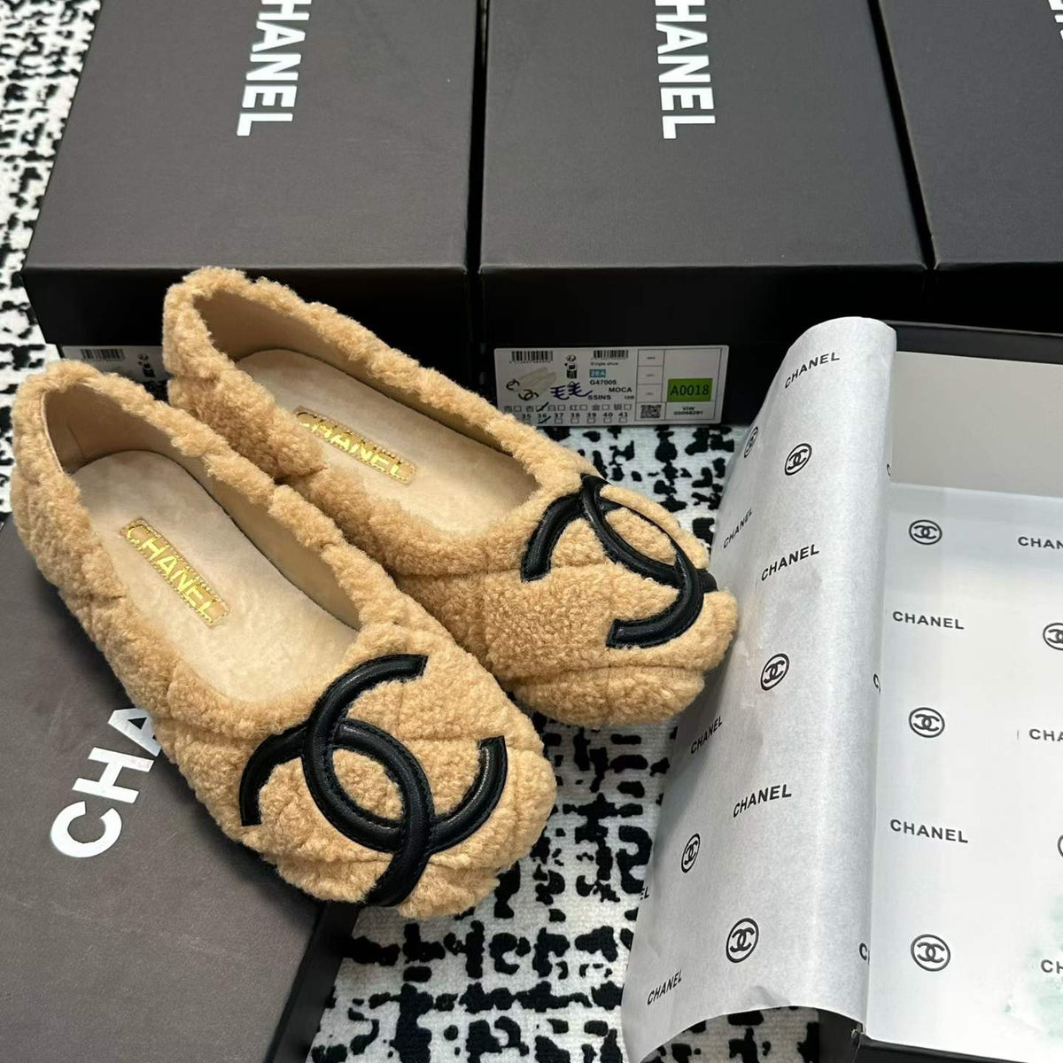 New Fashion Women's CC Furry Flat Shoes PF1326101603