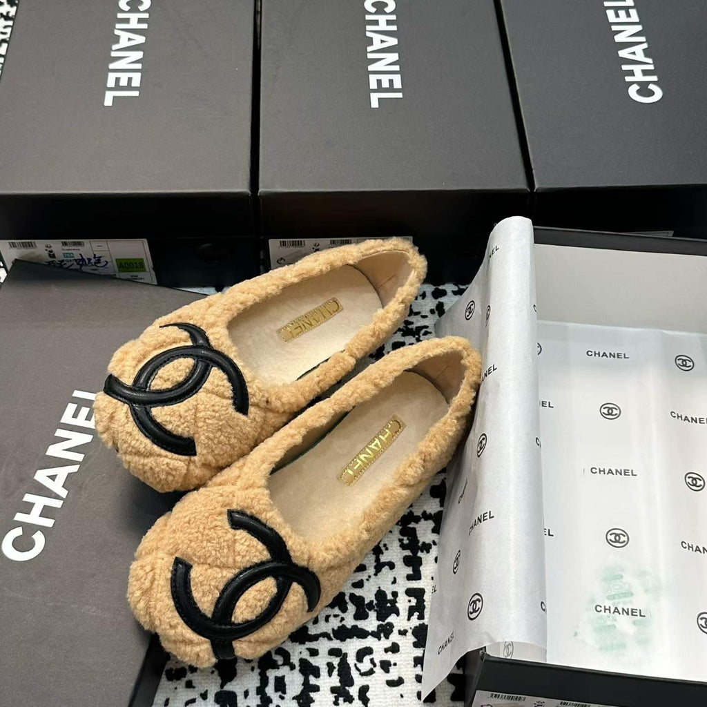 New Fashion Women's CC Furry Flat Shoes PF1326101603