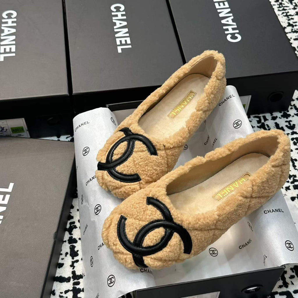New Fashion Women's CC Furry Flat Shoes PF1326101603