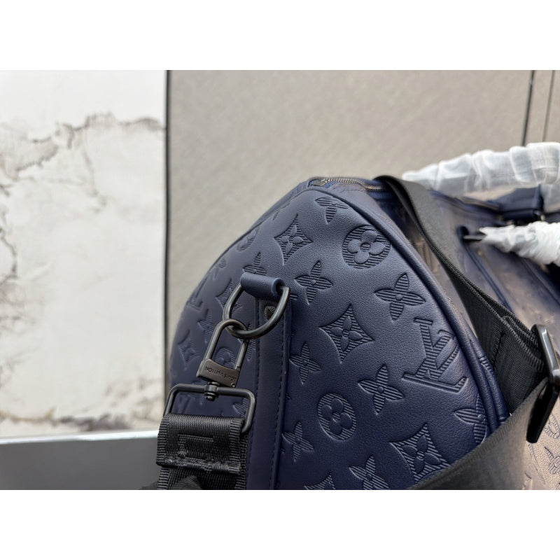 New Fashion Embossed Monogram Handheld Travel Duffle Bag CWT1326101921