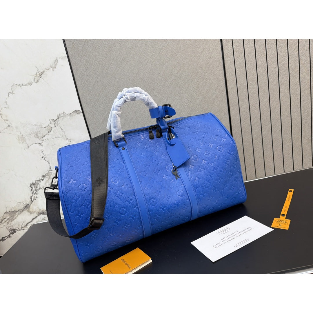 New Fashion Embossed Monogram Handheld Travel Duffle Bag CWT1326101922