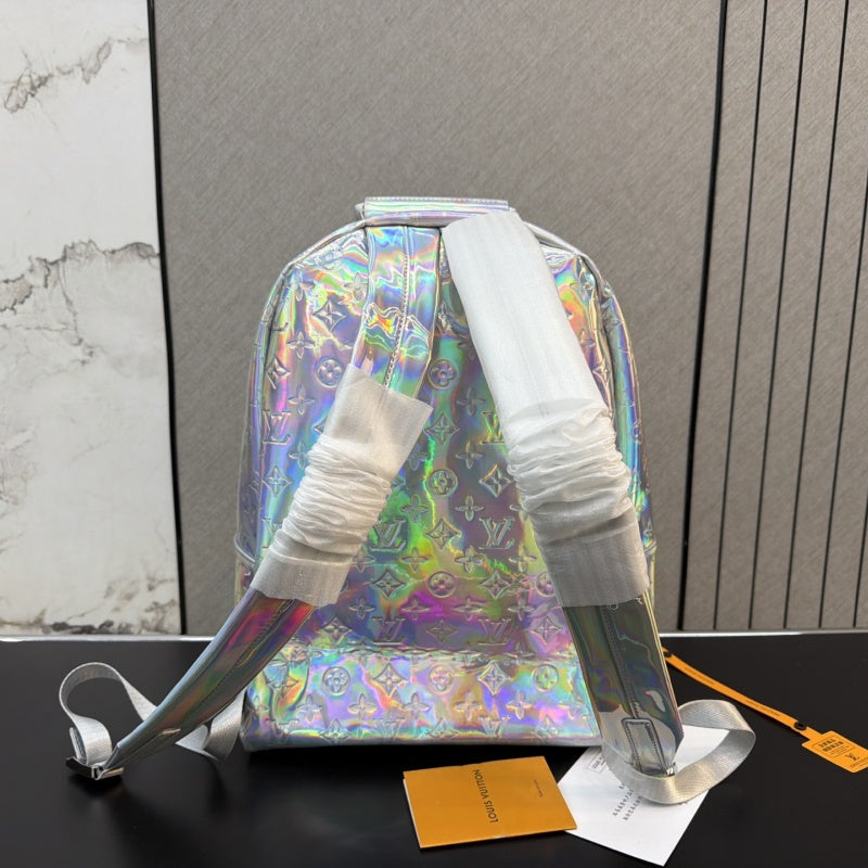 New Fashion Holographic Embossed Backpack CWT1326101924