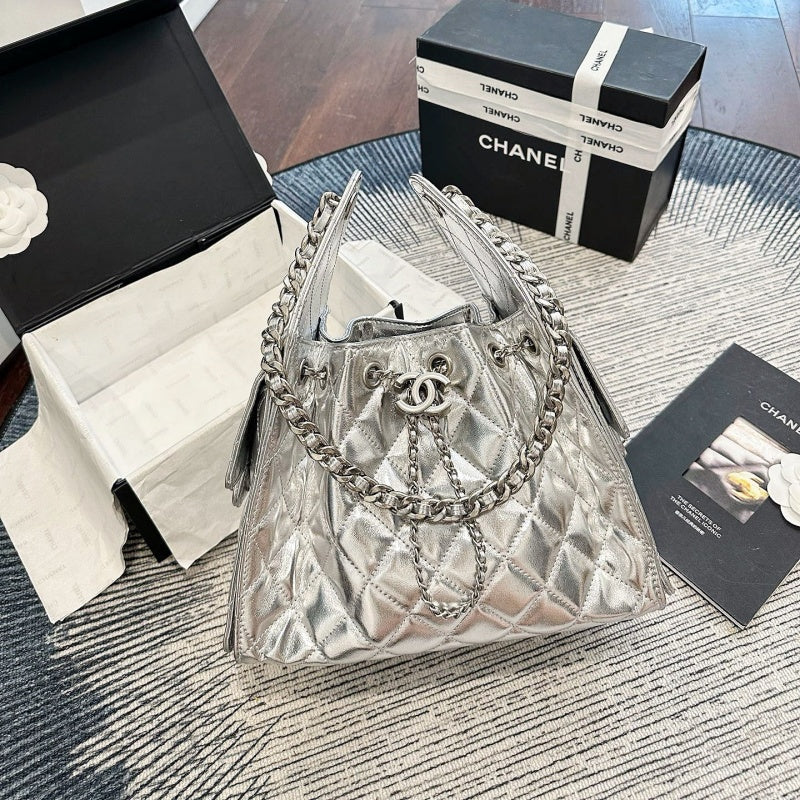 New Fashion Women's Silver Quilted Drawstring Bucket Bag CWT1326101925