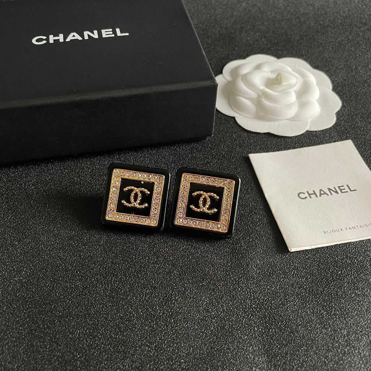 New Fashion Women's C Logo Square Rhinestone Stud Earrings ZS1326102101