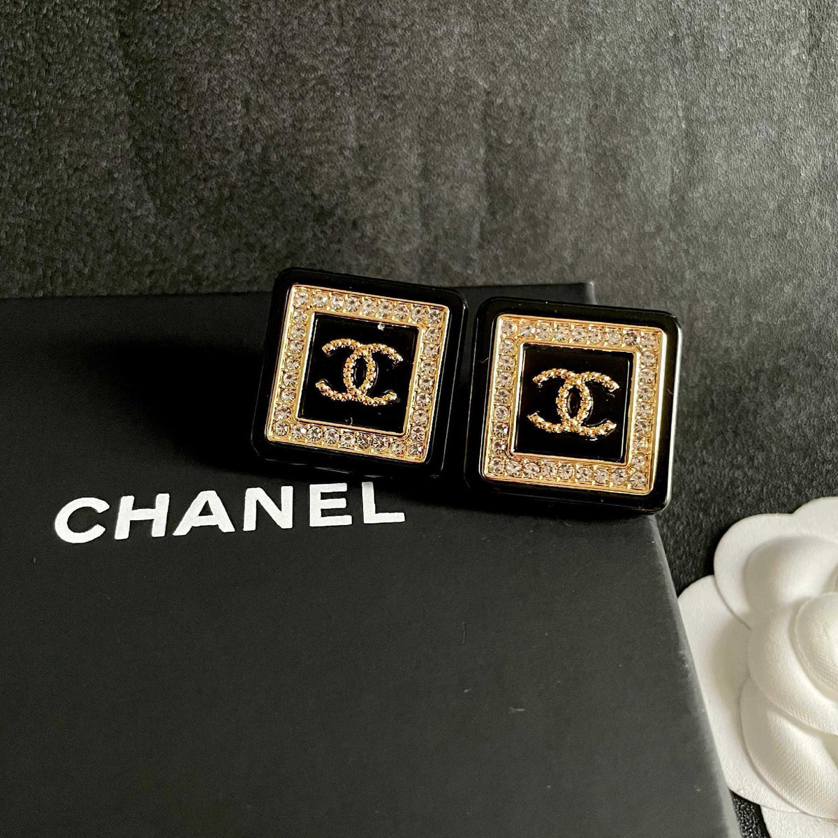 New Fashion Women's C Logo Square Rhinestone Stud Earrings ZS1326102101