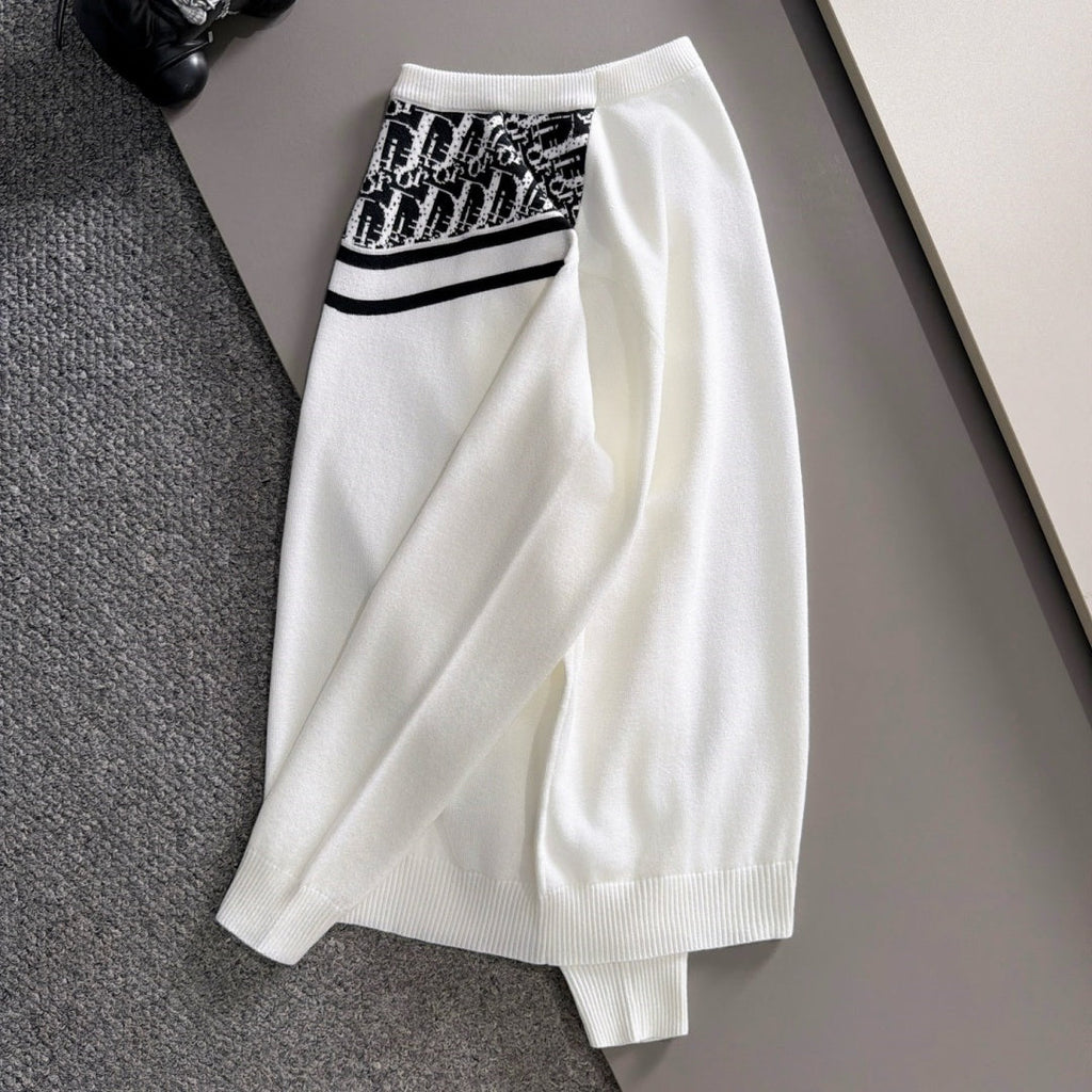 New Stylish Shoulder Jacquard Crew Neck Sweater MJ1326102227