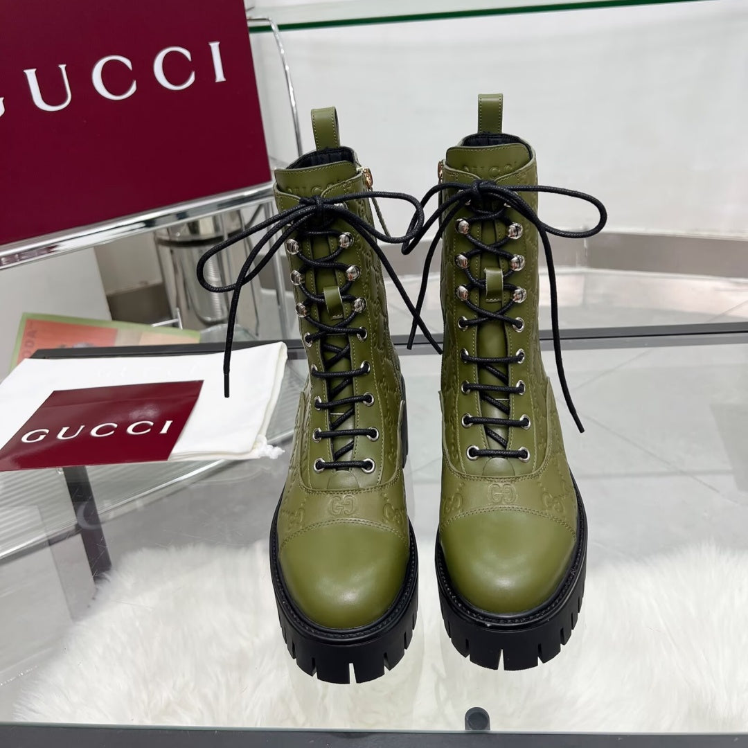 New Arrival Women's Embossed Lug Sole Combat Boots XY1326102301