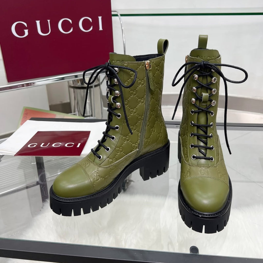 New Arrival Women's Embossed Lug Sole Combat Boots XY1326102301