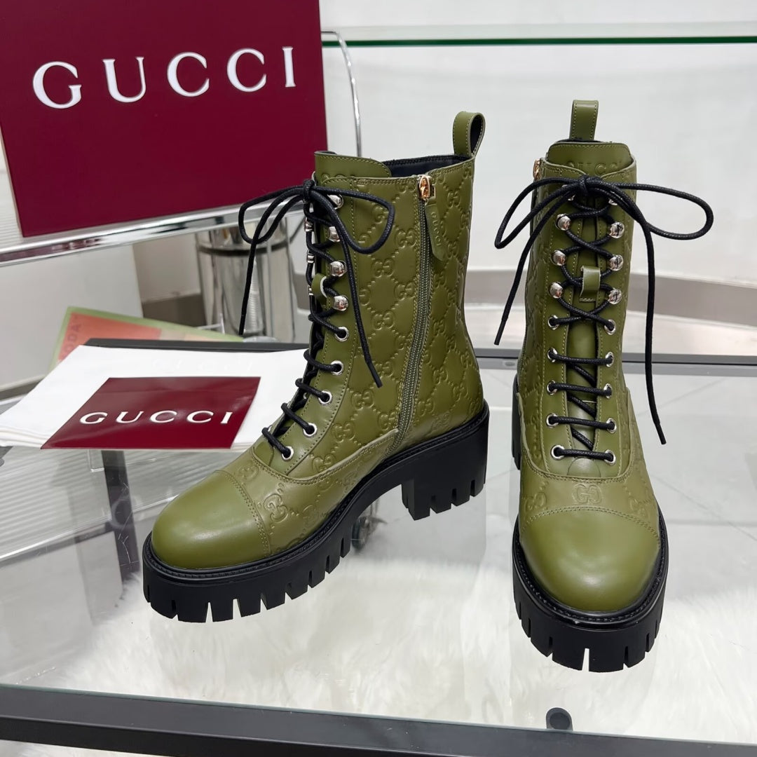 New Arrival Women's Embossed Lug Sole Combat Boots XY1326102301