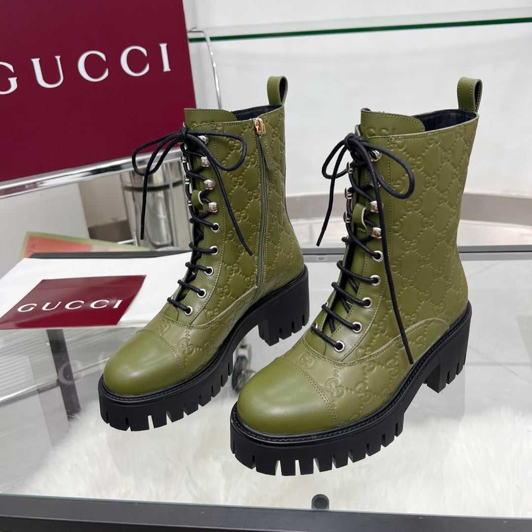 New Arrival Women's Embossed Lug Sole Combat Boots XY1326102301