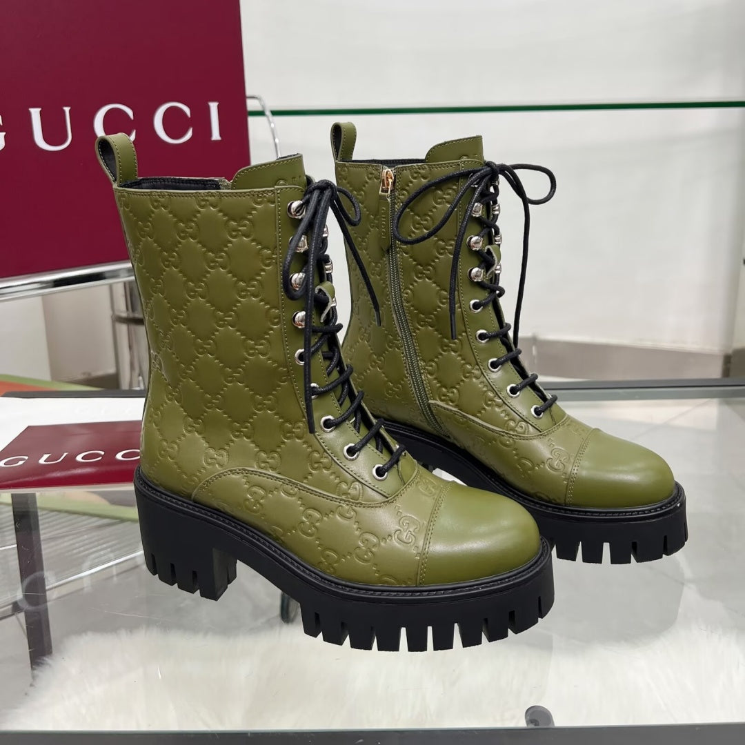 New Arrival Women's Embossed Lug Sole Combat Boots XY1326102301