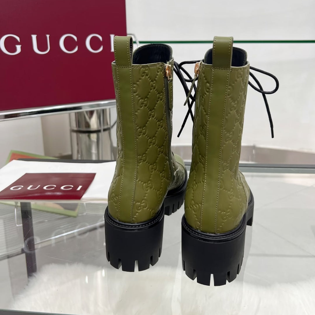 New Arrival Women's Embossed Lug Sole Combat Boots XY1326102301