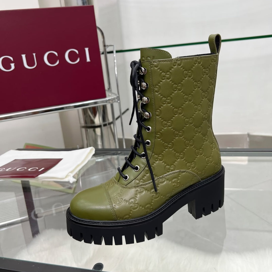 New Arrival Women's Embossed Lug Sole Combat Boots XY1326102301