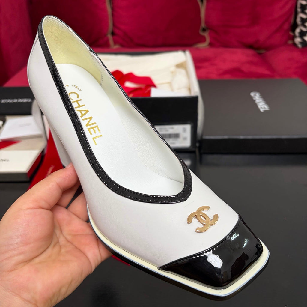 New Arrival Women's CC Logo Block Square Toe Block Heel Pumps XC1326102306