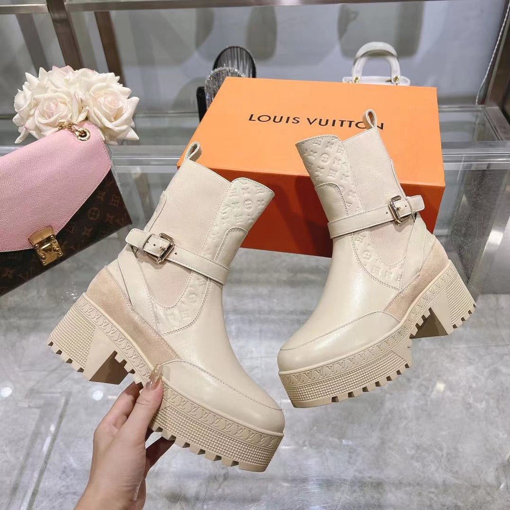 New Arrival Women's Monogram Buckle Platform Chelsea Boots SZ1326102312