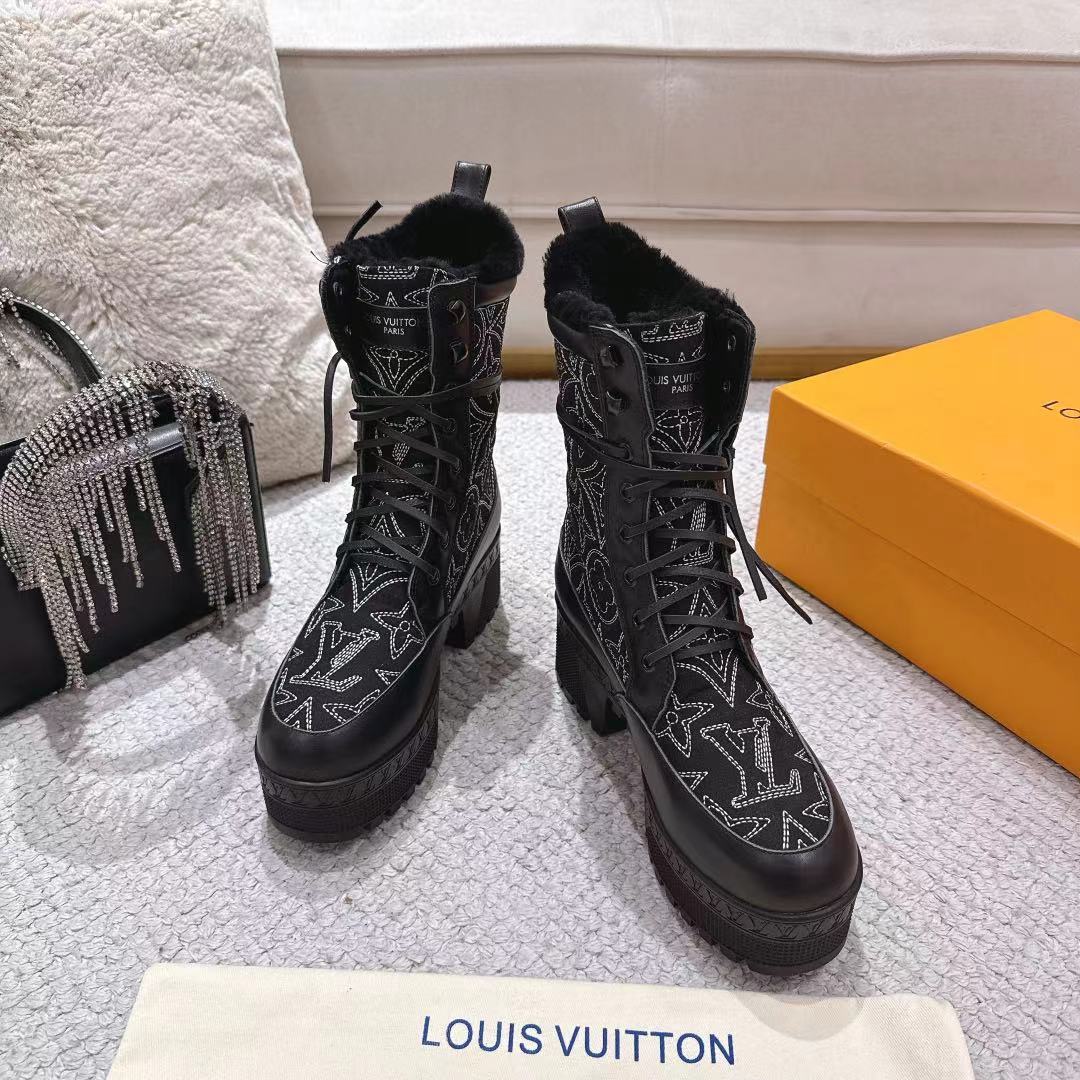 New Arrival Women's Fleece Lined Platform Martin Boots SZ1326102313