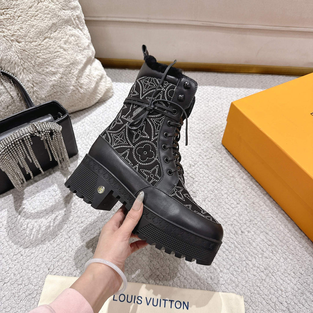 New Arrival Women's Fleece Lined Platform Martin Boots SZ1326102313