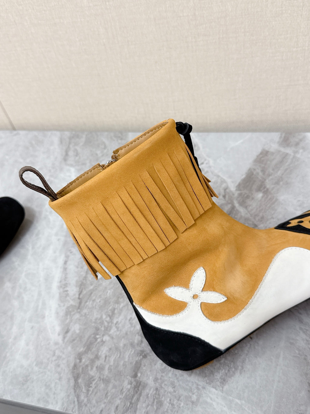 26SS New Western-Style Tassel Ankle Boots 0726102701