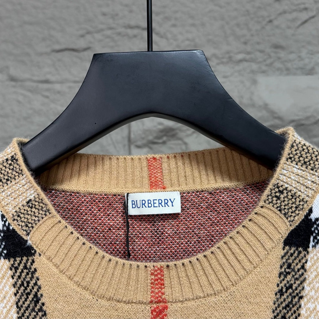 New Classic Plaid Crew Neck Knit Sweater MJ1326102706